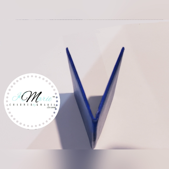 Authentic Louis Vuitton. Card Holder - Picture 3 of 6